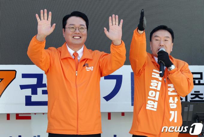 [사진] 권상기 후보 지원 나선 천하람 선대위원장
