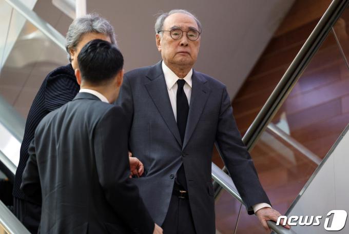 [사진] 조석래 명예회장 빈소 찾은 이홍구 전 총리