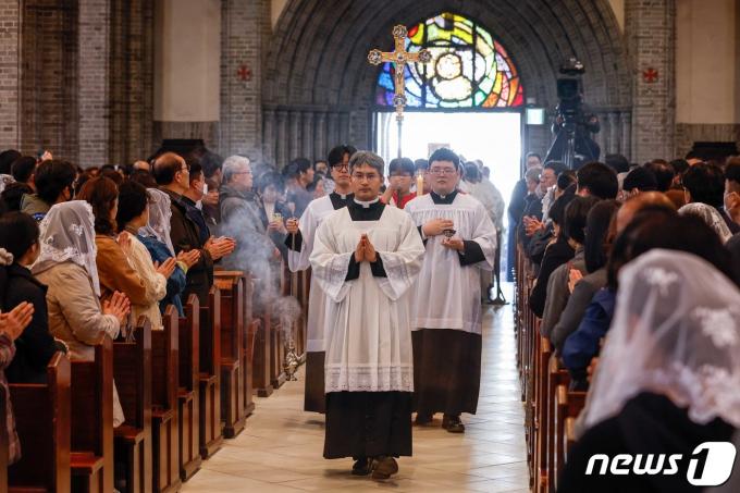 [사진] 주님 부활대축일 낮미사