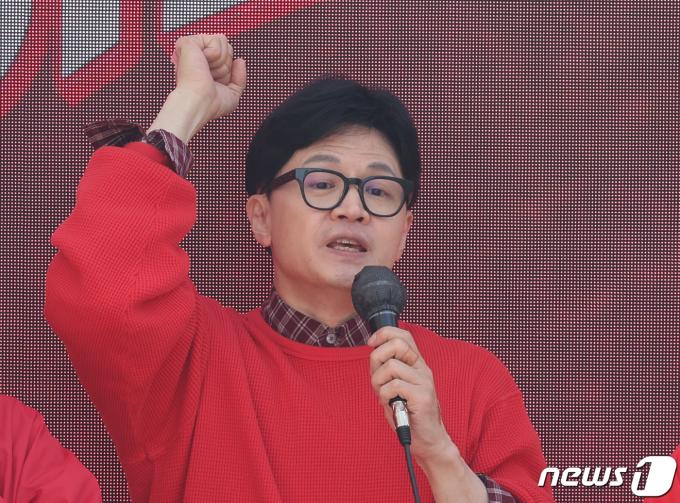 [사진] 하남 시민 향해 지지 호소하는 한동훈