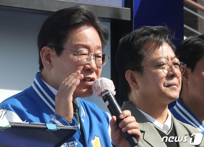 [사진] 지지 호소하는 이재명 대표