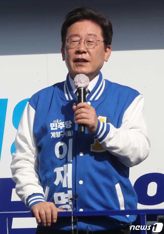 [사진] 지지 호소하는 이재명 대표