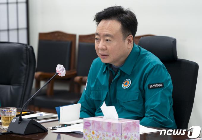 조규홍 보건복지부 장관이 3월31일 오후 2시 의사 집단행동 중앙사고수습본부 제25차 회의를 주재하고 있다.