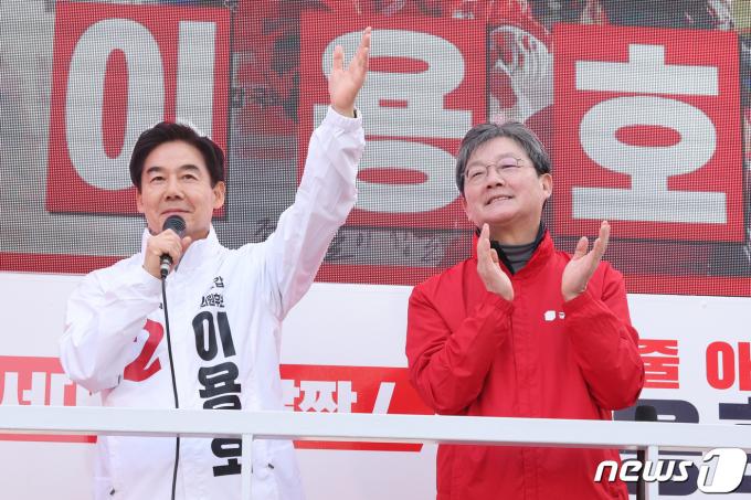 [사진] 이용호 지원 나선 유승민 전 의원