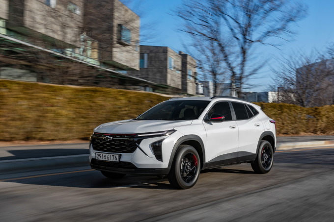 국내외 판매를 이끈 쉐보레 트랙스 크로스오버의 2025년형 REDLINE /사진=GM