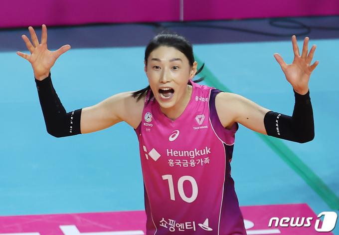 [사진] 환호하는 김연경