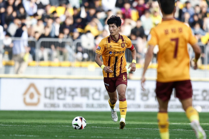 지난 3월 31일 K리그1 4라운드 대구전 광주FC 안영규선수가 드리블을 펼치고 있다./사진=광주FC