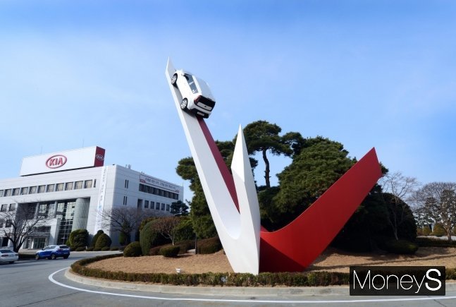 지난 1분기 기아 AutoLand광주 생산량은 13만9660대로 전년동기대비 0.7% 증가한 것으로 나타났다. 기아 AutoLand광주 전경/사진=머니S DB.