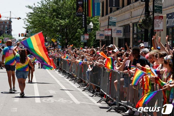 26일(현지시간) 미국 일리노이주(州) 시카고에서 51번째 성소수자(LGBTQ) 행진이 진행됐다. (사진은 기사 내용과 무관함) 2022.06.26 ⓒ AFP=뉴스1 ⓒ News1 김예슬 기자