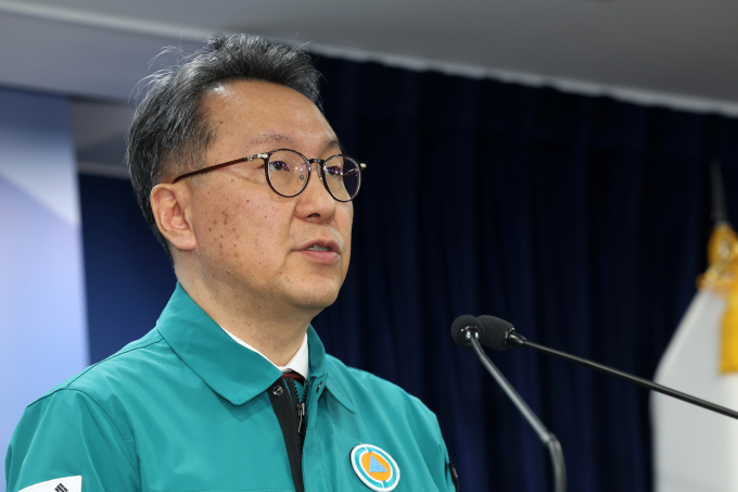 정부가 지자체의 요청에 따라 보건소와 보건지소에서도 비대면 진료를 한시적으로 허용한다고 밝혔다. 박민수 보건복지부 제2차관이 지난달 29일 오전 서울 종로구 정부서울청사에서 의사 집단행동 중수본 브리핑을 하고 있다. /사진=뉴시스