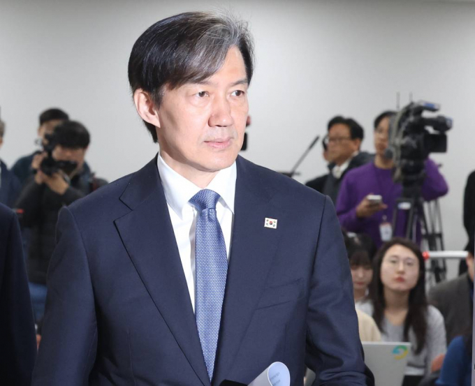 조국 조국혁신당 대표가 '지방소멸 대응정책' 공약을 발표했다. 사진은 지난 2일 서울 여의도 국회 소통관에서 공직선거법 헌법소원 관련 기자회견에 참석하고 있는 조국 대표. /사진= 뉴스1