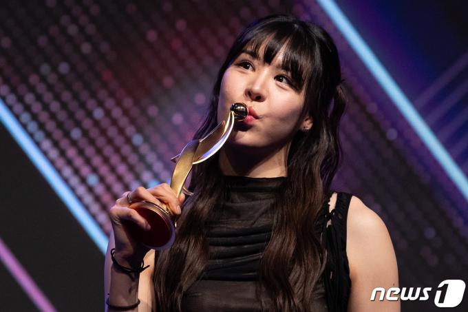 [사진] 8관왕 MVP 달성한 KB스타즈 박지수
