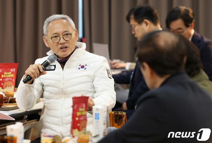[사진] 유인촌 장관, 대한민국 문화도시 조성계획 컨설팅