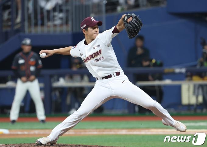 [사진] 역투하는 키움 주승우