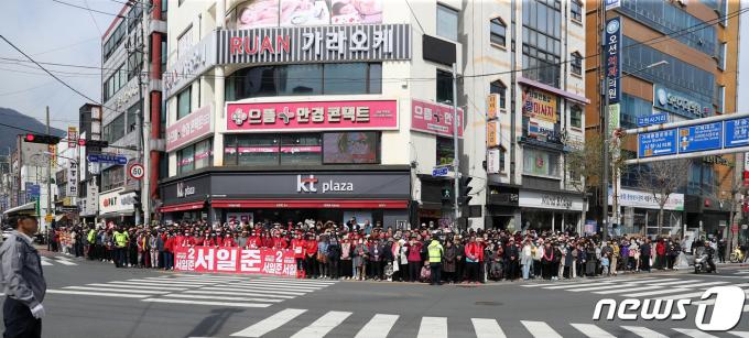 [사진] 거제의 민심은 어디로?