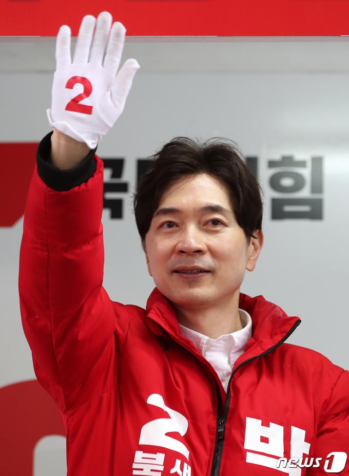 [사진] 박성훈 국민의힘 후보 '지지 호소'