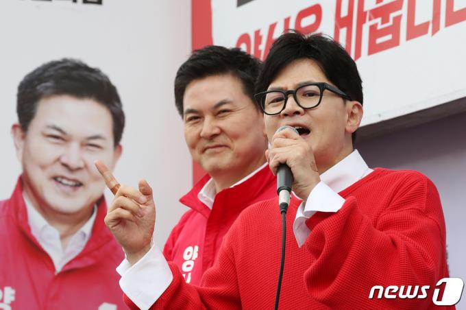 [사진] 양산 민심에 호소