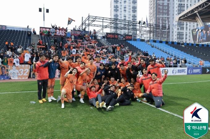 4월 2연승의 신바람을 낸 제주 유나이티드(한국프로축구연맹 제공)