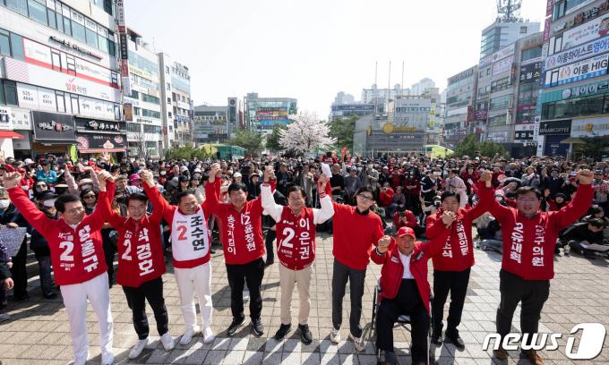 [뉴스1 PICK]'캐스팅보트' 충청 찾은 한동훈…