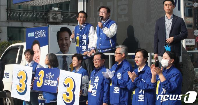[사진] 송파 찾은 이재명 대표