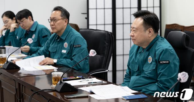 [사진] 조규홍 장관, 의사 집단행동 중앙사고수습본부 제28차 회의 주재