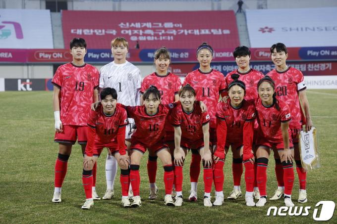[사진] 필리핀전 나서는 여자축구 대표팀 베스트 일레븐