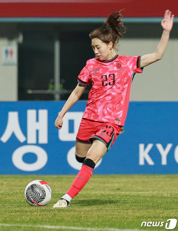 [사진] 강채림 '제발'