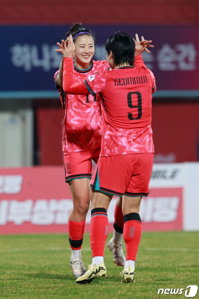 [사진] 최유리 '너무 좋아'