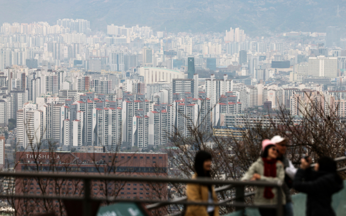 1인 가구 1000만가구 돌파에 전세사기까지 맞물리며 전용면적 60㎡ 이하의 소형 아파트가 재평가 받고 있다./사진=뉴스1