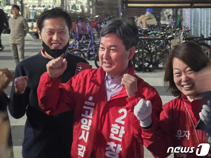 [사진] 지지 호소하는 한창섭 후보
