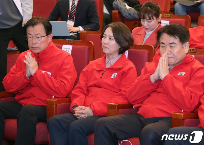 [사진] 국민의힘 '믿을 수 없는 결과'