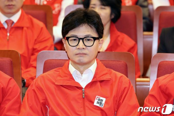 [사진] 착잡한 표정의 한동훈