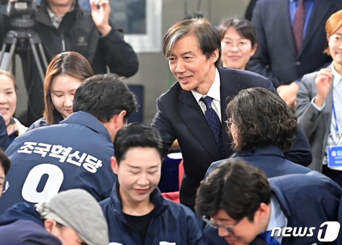 [뉴스1 PICK]희비 엇갈린 한동훈·이재명…환호한 조국 