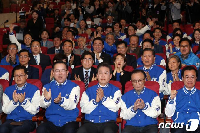 [뉴스1 PICK]희비 엇갈린 한동훈·이재명…환호한 조국 