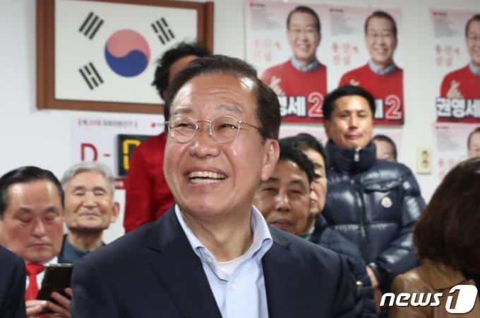 [사진] 권영세, 당선 유력
