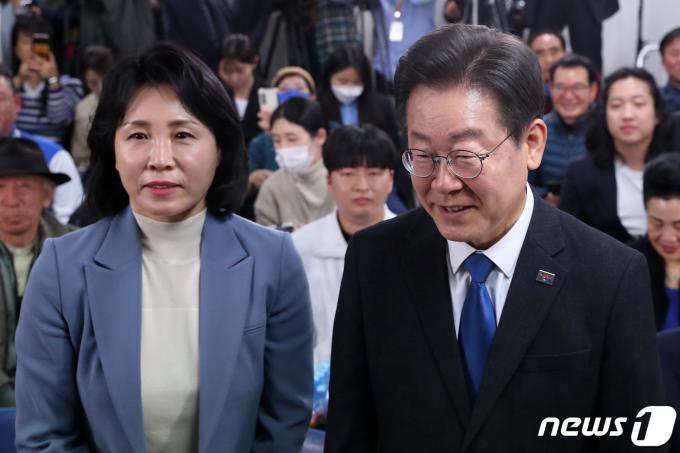 [사진] 이재명 민주당 대표 '당선 확실'