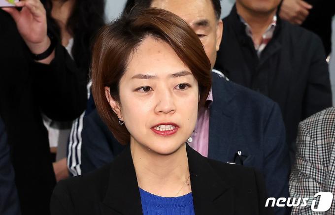[사진] 소감 밝히는 고민정