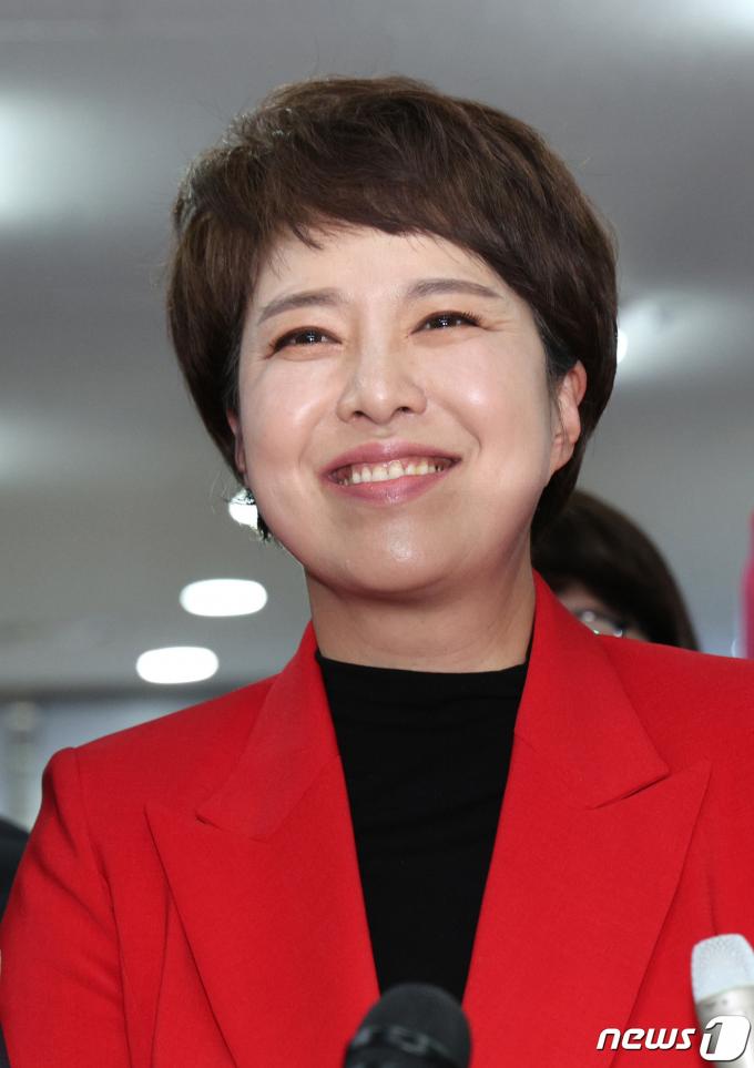 [사진] 김은혜 '당선 미소'