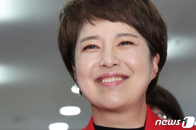 [사진] 김은혜의 미소