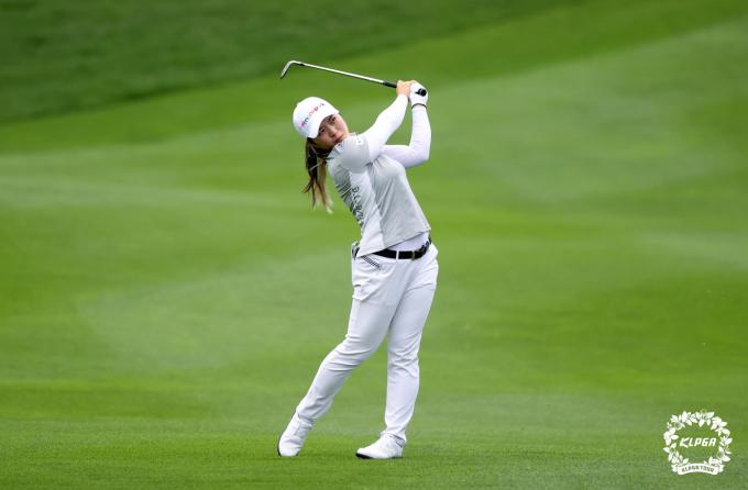 메디힐 한국일보 오픈 첫 날 공동 선두에 오른 김서윤2. (KLPGA 제공)