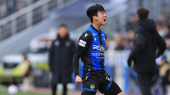 한국프로축구연맹이 12일 K리그1 인천 공격수 박승호가 올시즌 첫 이달의 영플레이어상을 수상했다고 밝혔다. 사진은 지난달 2일 수원FC전에서 포효하는 박승호. /사진=뉴스1