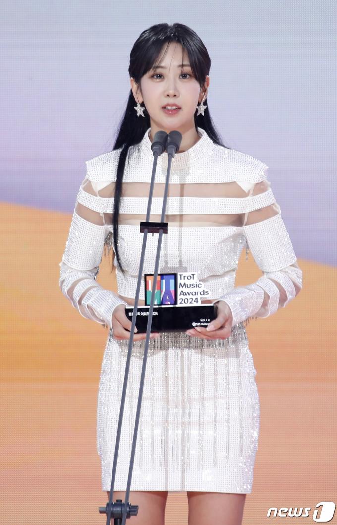 [사진] 강혜연, 파퓰러 트롯상