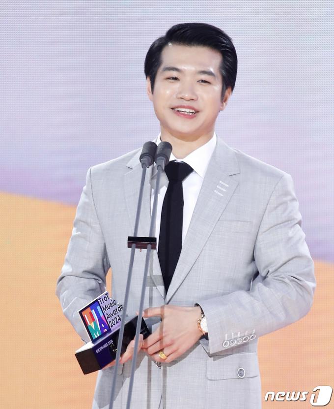 [사진] 조명섭, 파퓰러 트롯상