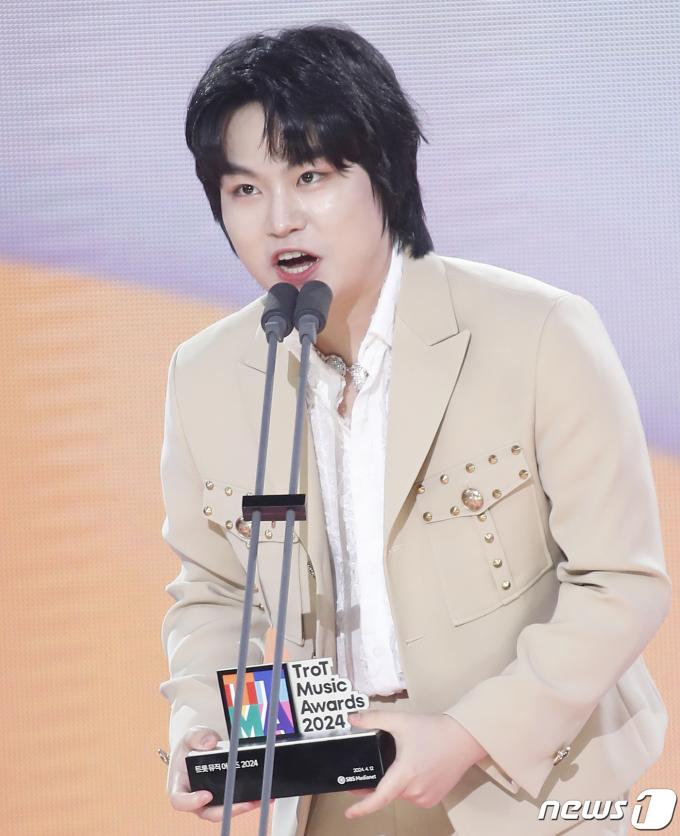 [사진] 황민우, 트롯꿈나무