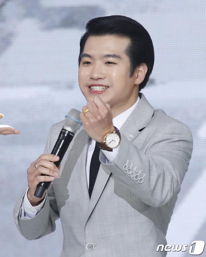 [사진] 조명섭, 브라보 친구