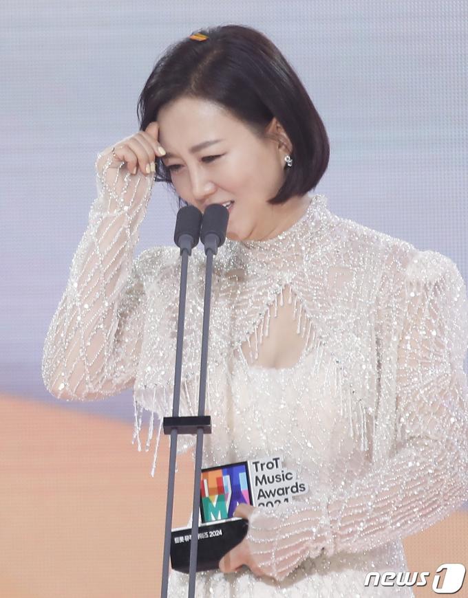 [사진] 장윤정, 최고의 트롯상