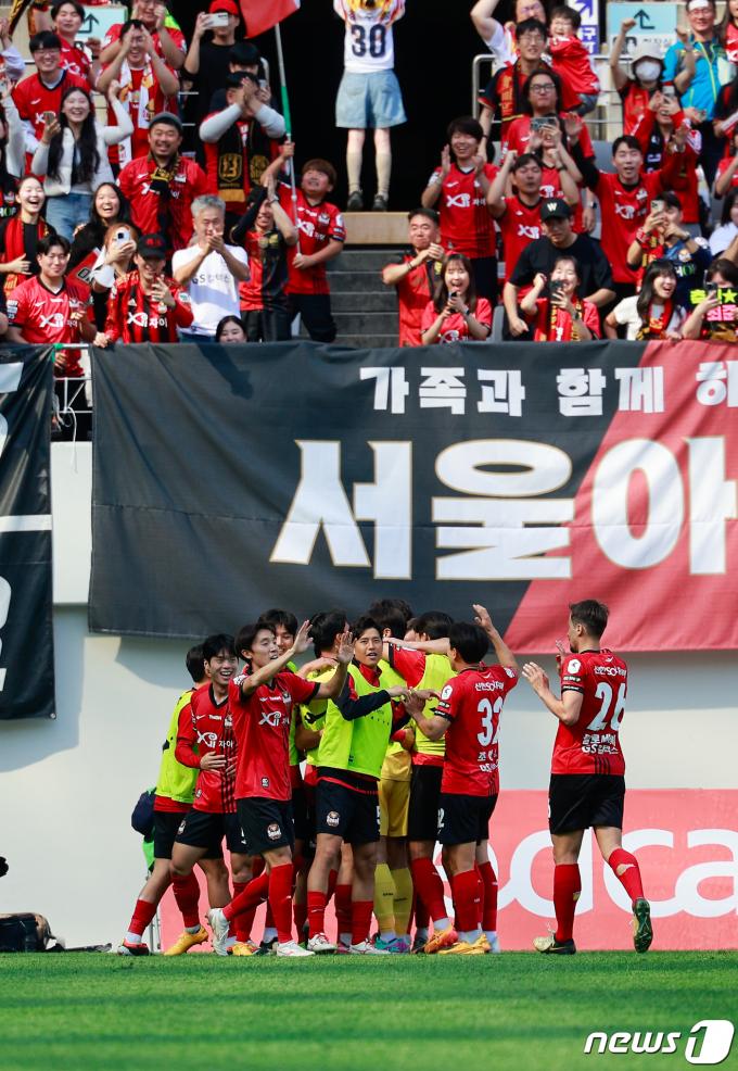 [사진] 서울 '두번째 골'