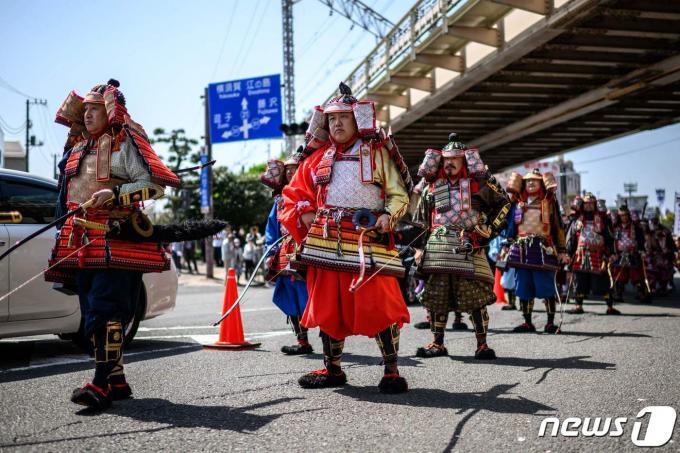 [사진] [포토] 日 사나가와현에서 열린 가마쿠라 축제 퍼레이드