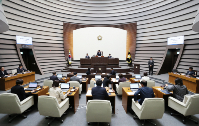 광주시의회가 16일 제308회 임시회를 개회하고 7일간의 의사일정에 돌입간다. 사진은 임시회 모습. / 사진제공=광주시의회