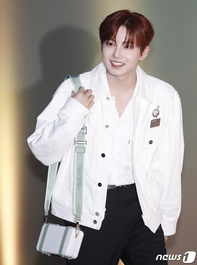 [사진] 준규, 반가운 인사